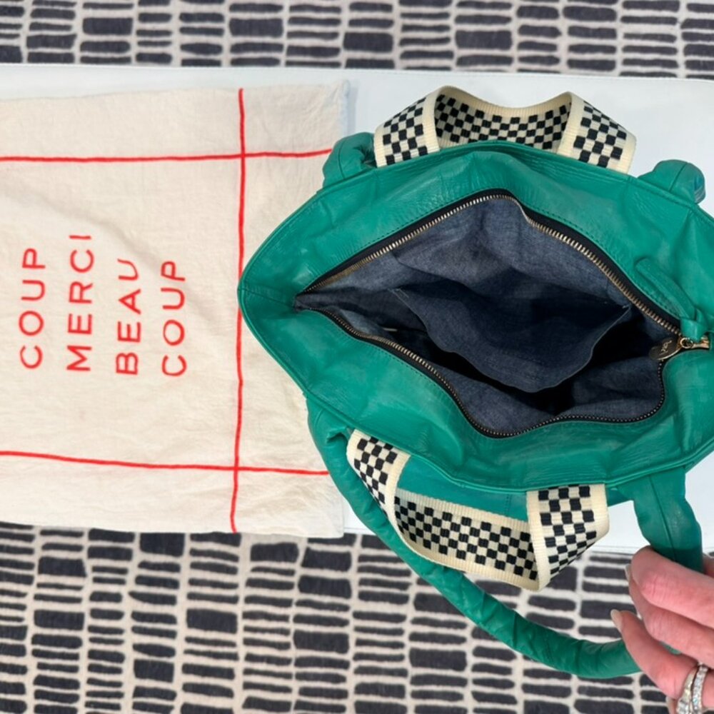 Clare V | Travailler Magazine Tote Bag Laptop Bag - Picture 4 of 13